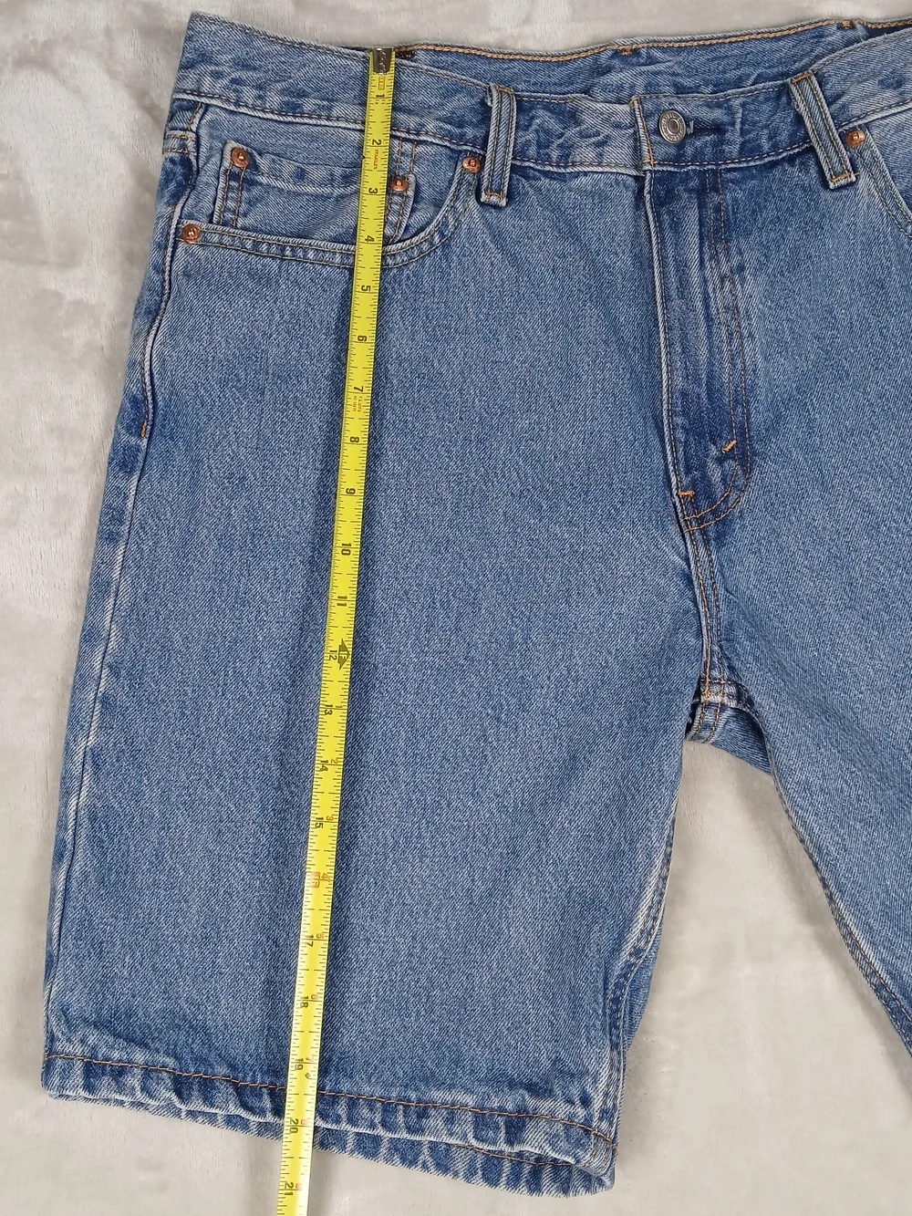 Levi's 405 Denim Shorts 38 Men's Medium Wash